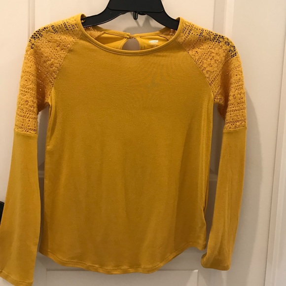 girls yellow long sleeve top